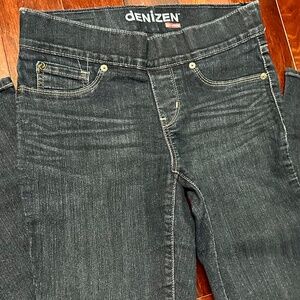 Denizen From Levis Modern Spandex Skinny Dark Washed Jeans Misses Size 6 EUC